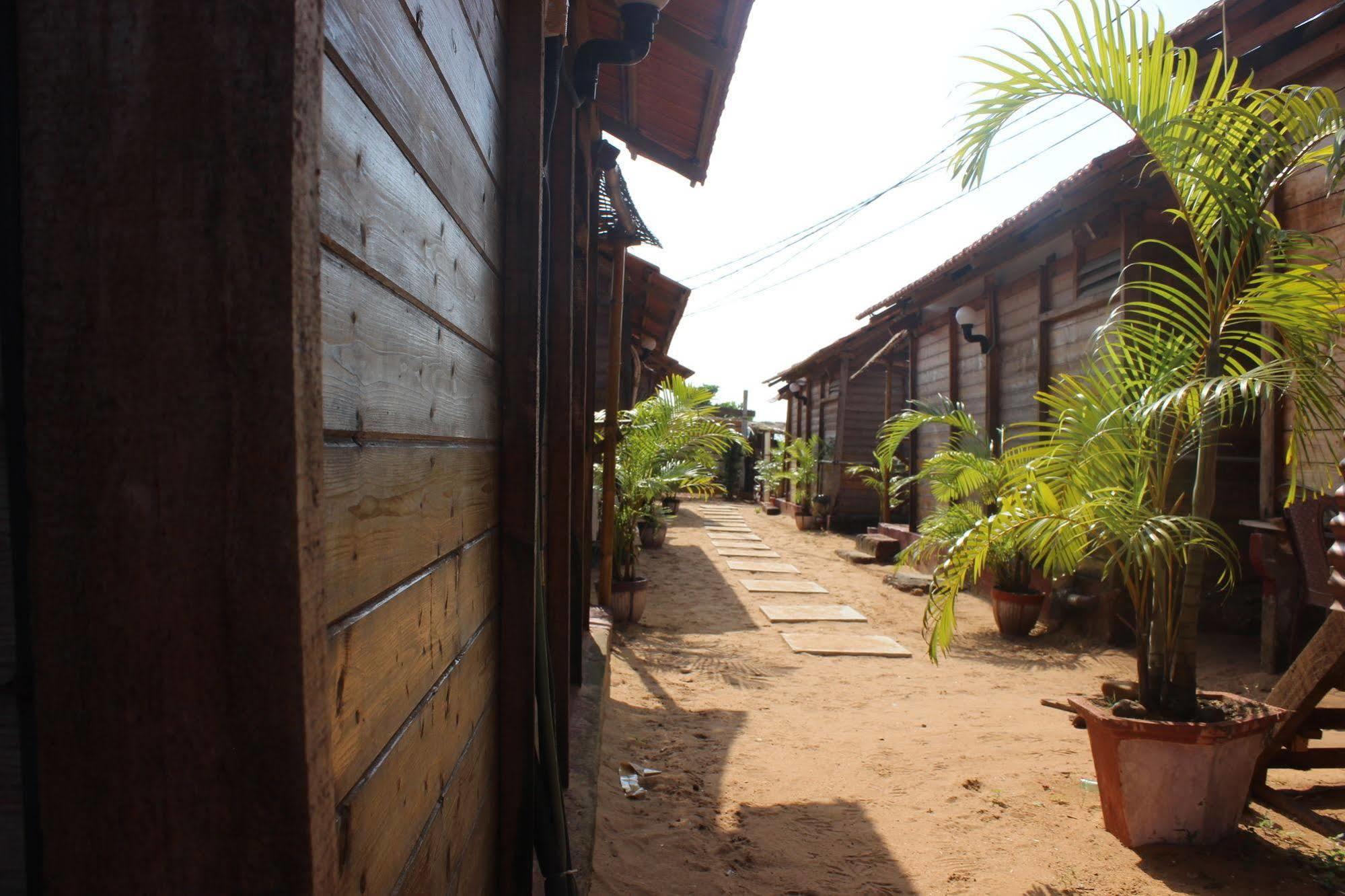 Tivai Beach Cottages Calangute Buitenkant foto